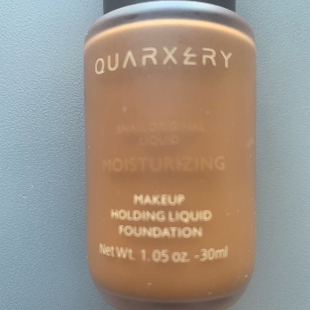 2 x Snail Liquid Moisturizing Holding Foundation Truffle 301D NW - Picture 9 of 9